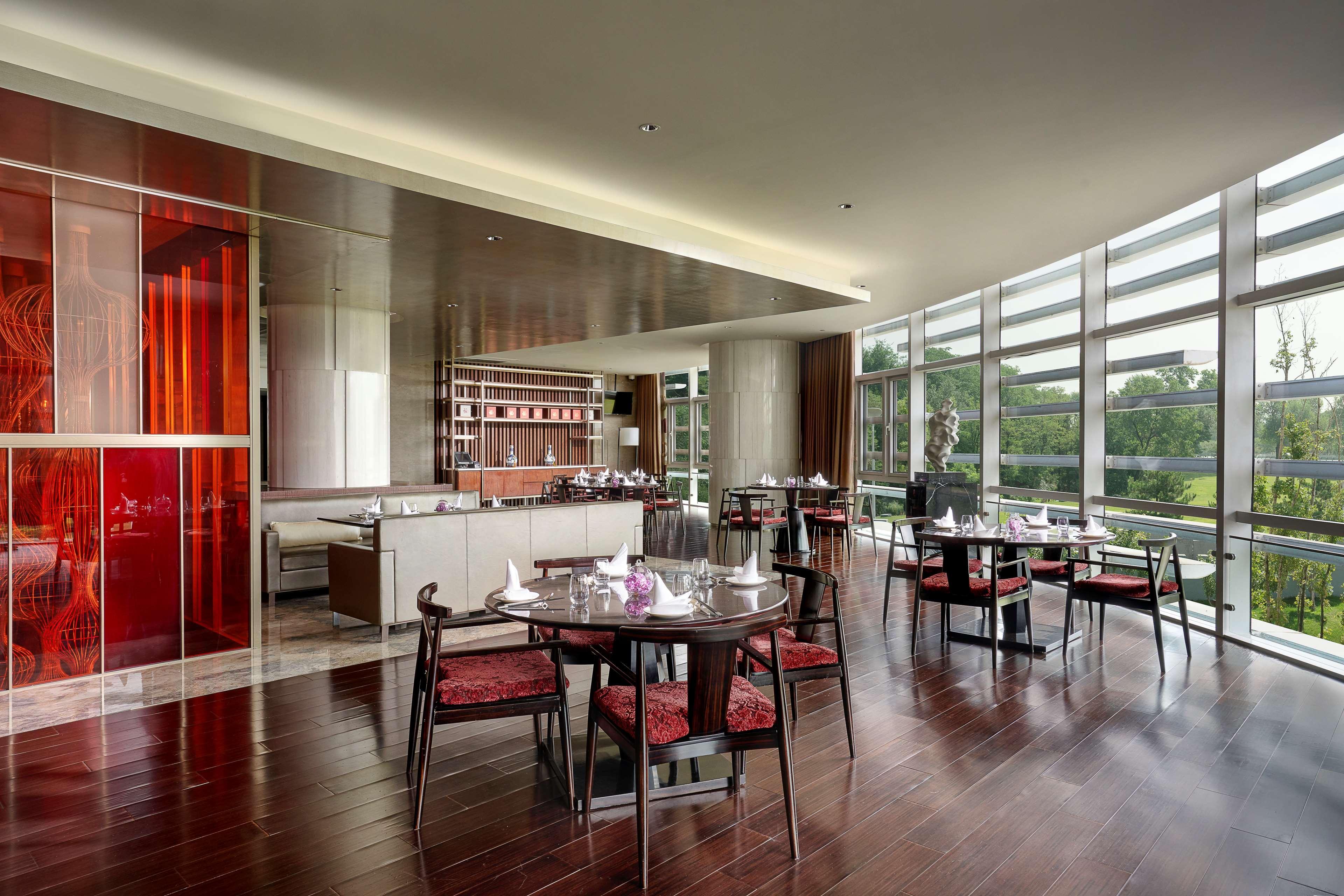 Sunrise Kempinski Hotel Пекин Экстерьер фото